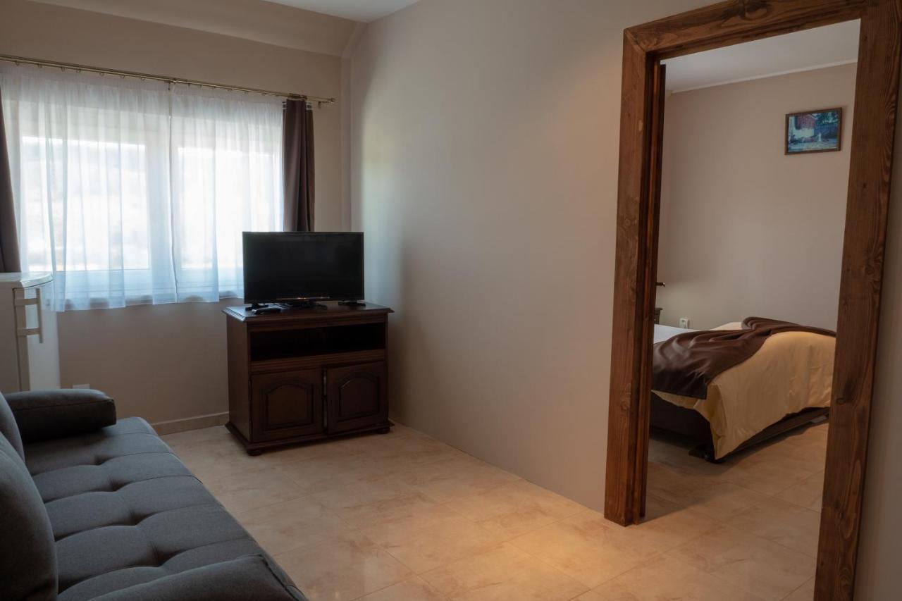 Alsoszuha Lovas Vendeghaz Bed & Breakfast Exterior foto